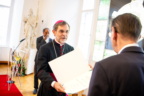 Ordensverleihung / Erzdiözese Wien/ Schönlaub, Stephan Schönlaub Ordensverleihung